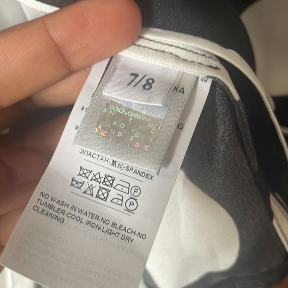 DOLCE & GABBANA
Belted polka-dot stretch-silk top - Picture 10 of 11